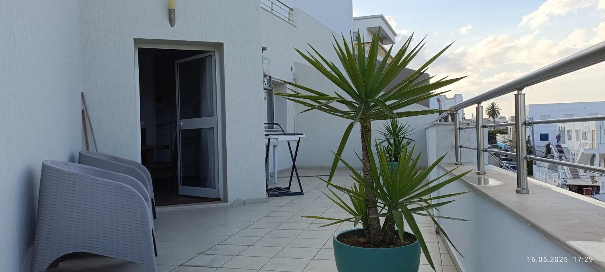 Residence Debbabi Sans Coupure D'Eau Monastir Buitenkant foto